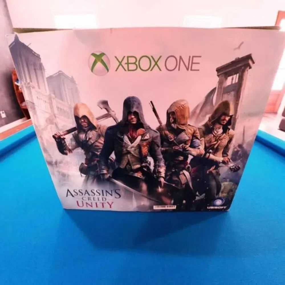 Limited Edition Microsoft Xbox One Console BOX with Assassin's Creed Unity